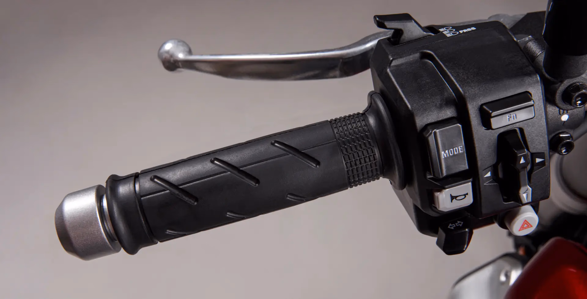 CB 1000R detalhe 10_4 - 1 de 10