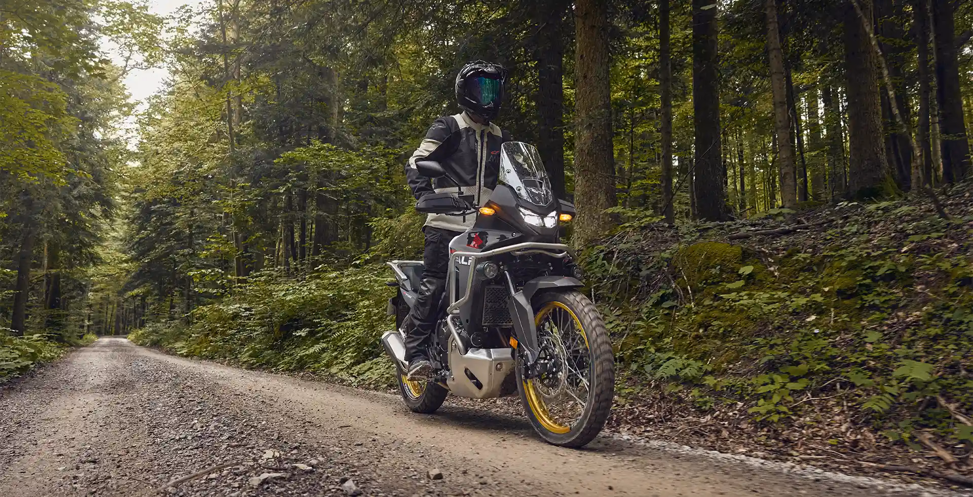 Moto XL 750 Translap Galeria de Fotos - 10 de 19