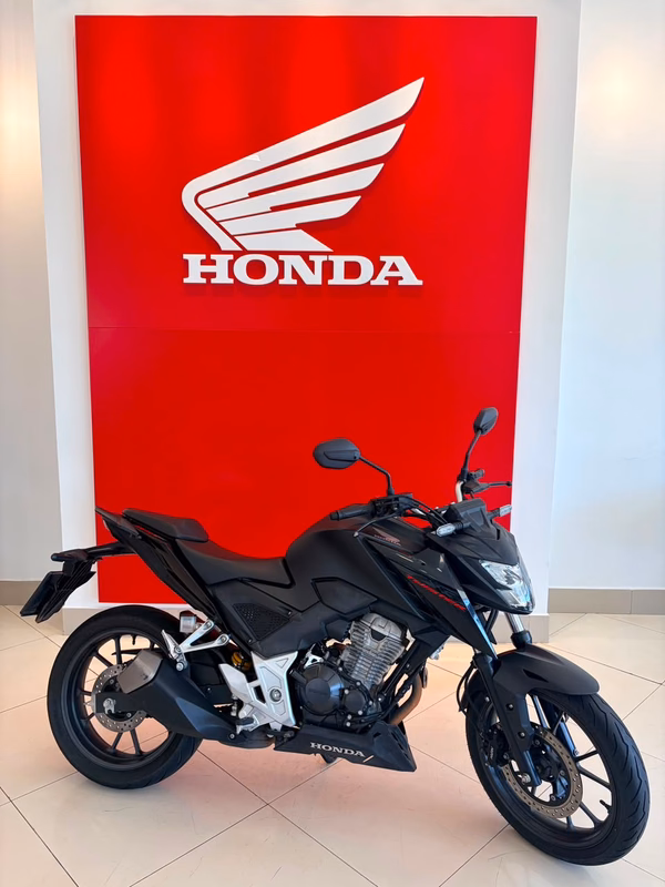 CB 300