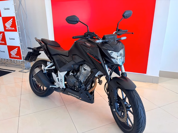 CB 300
